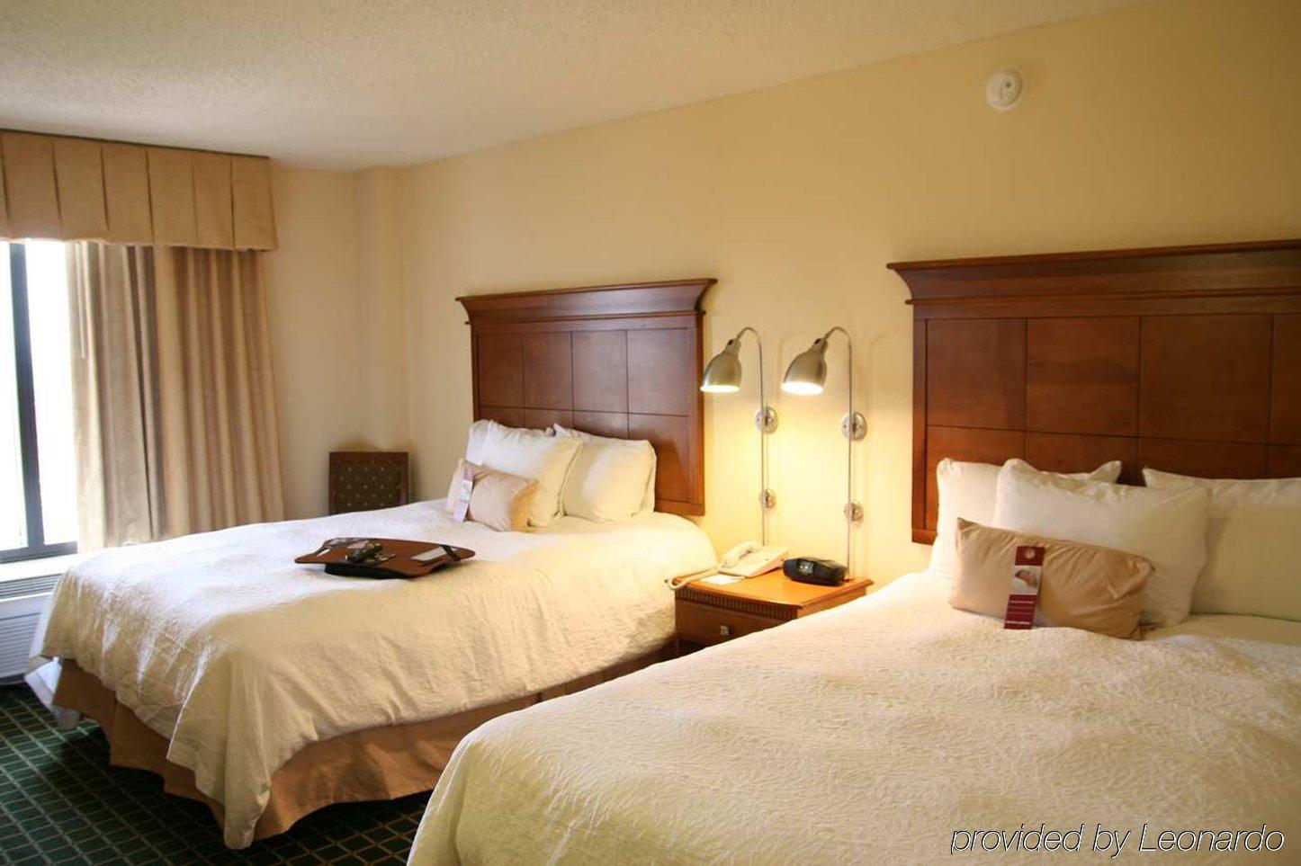 Hampton Inn Louisville Downtown Pokoj fotografie